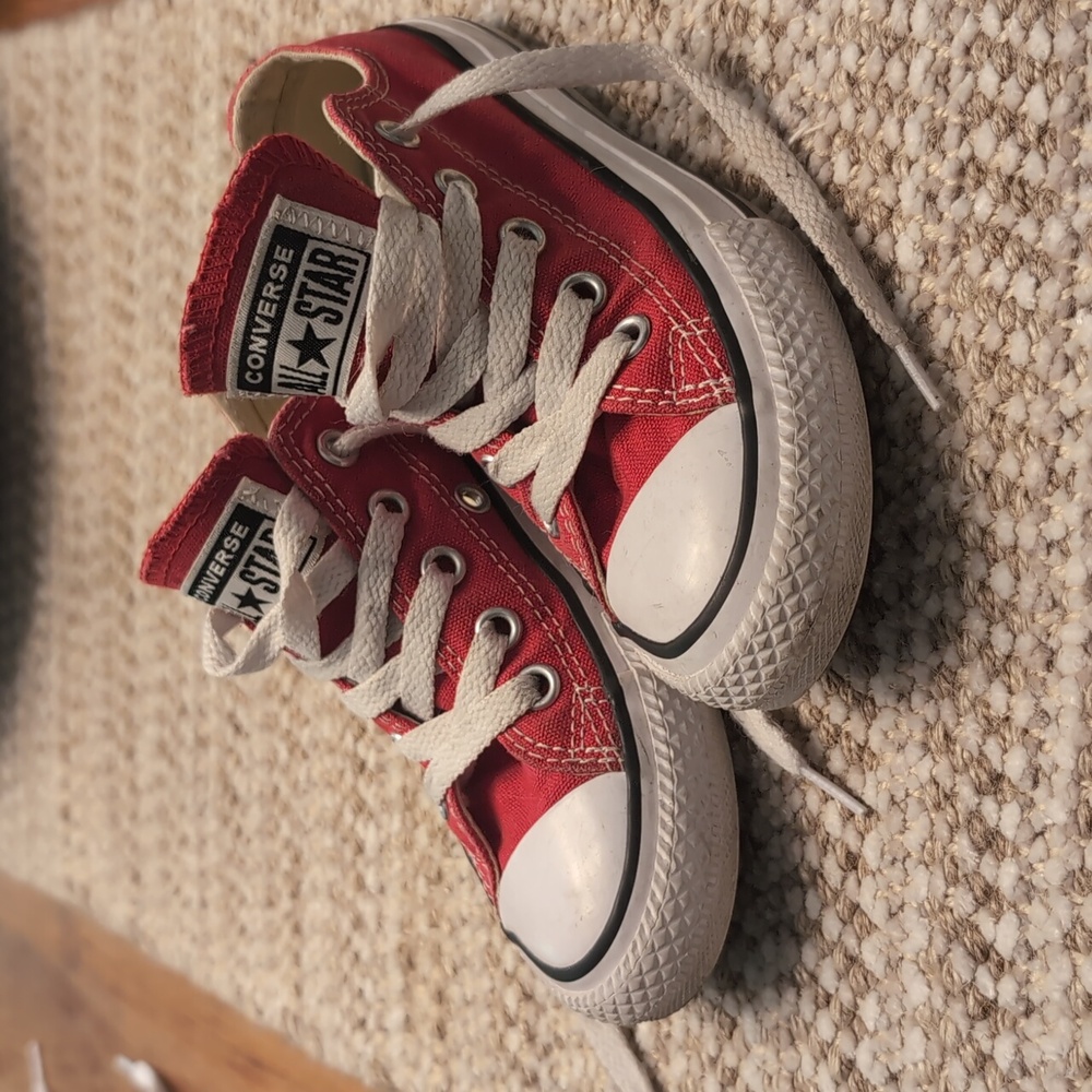 Converse Classic Red Canvas Sneakers Child's Size 11